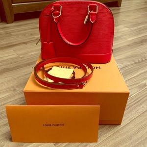 Auth. Louis Vuitton Alma BB Epi Coquelicot Leather
